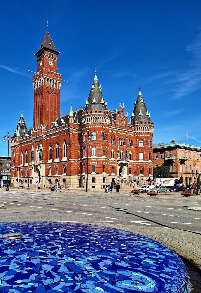 mosaic-fountain-or-blabarspajerna-3.jpeg