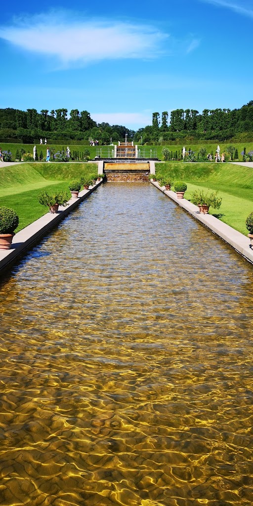 slotso-ferry-baroque-garden-2.jpeg