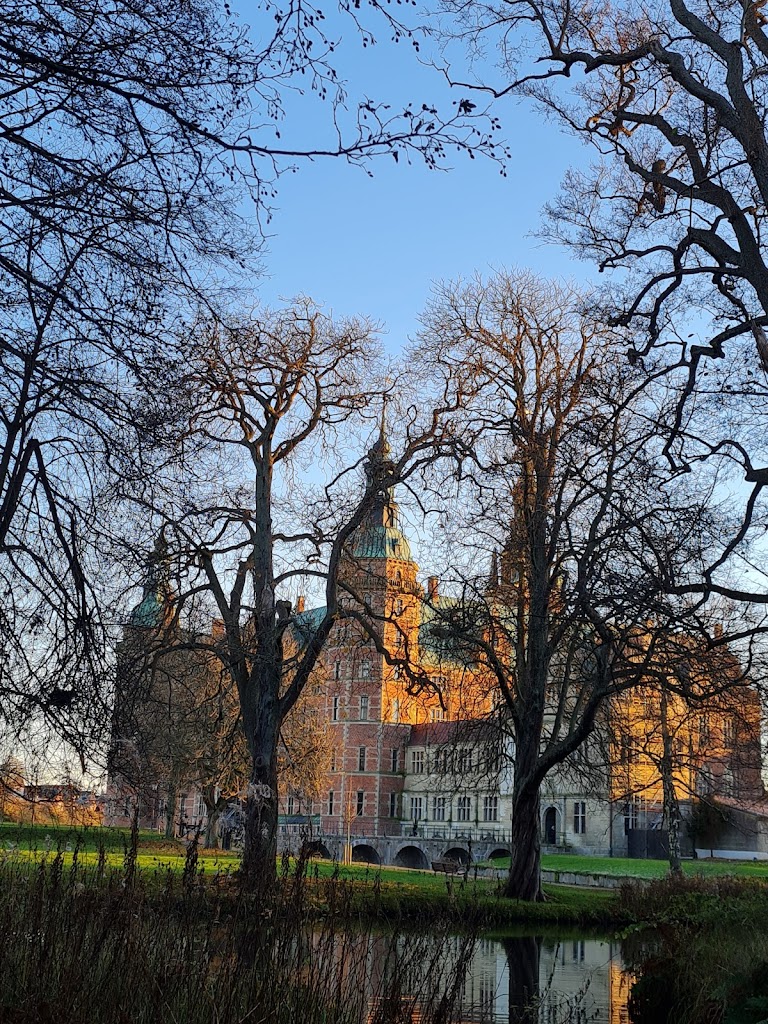 slotso-ferry-baroque-garden-6.jpeg