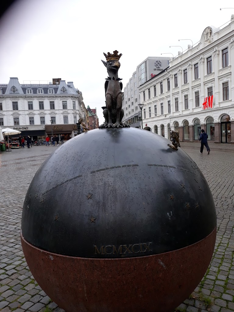 malmo-gustav-adolfs-torg-17.jpeg