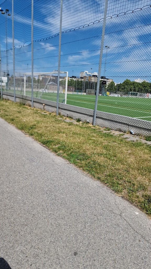 stadiongatan-fotbollsplan-9-2.jpeg