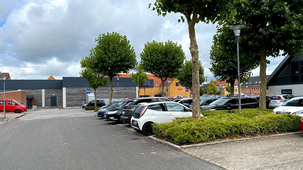 p-plads-officials-1.jpeg