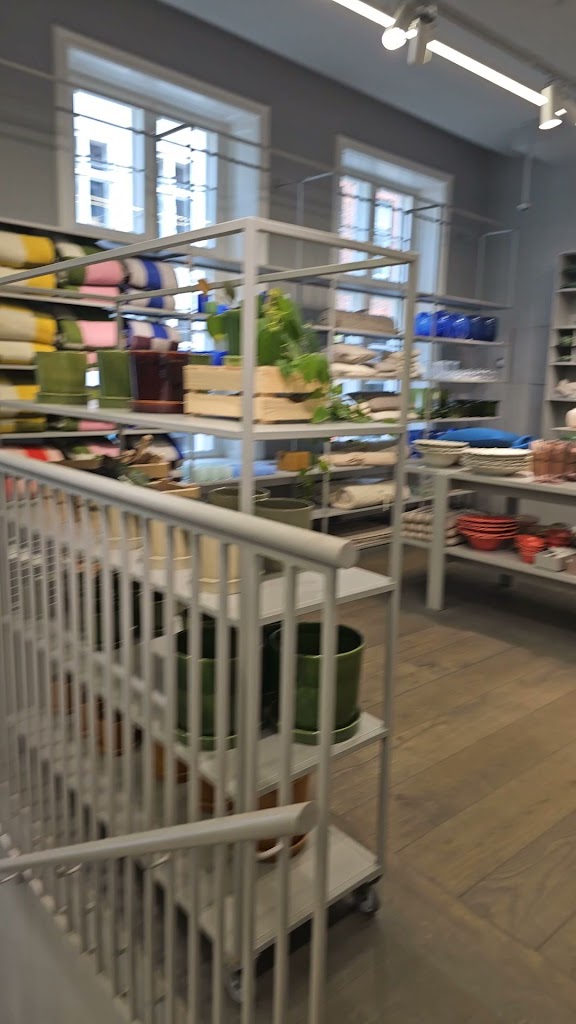 arket-store-13.jpeg