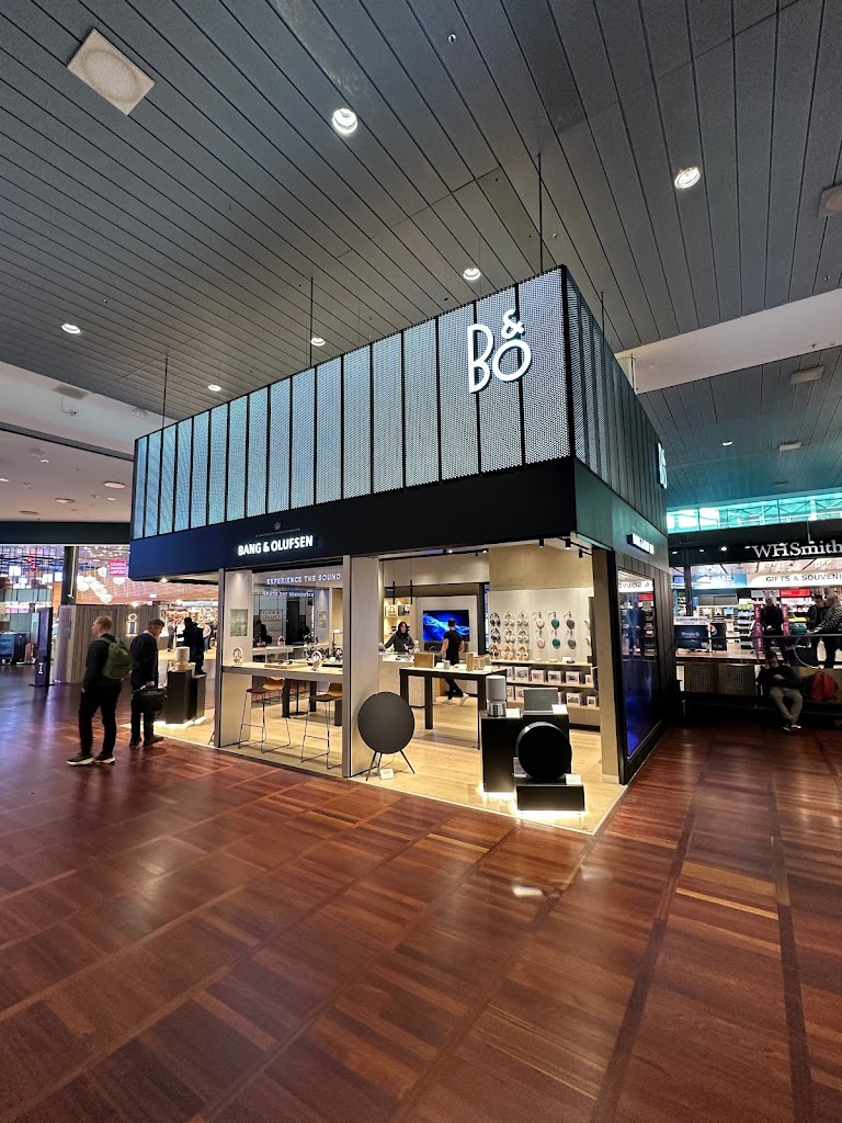 bang-olufsen-cph-airport-0.jpeg