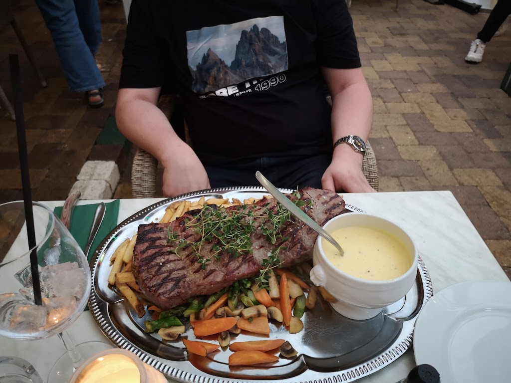 restaurant-valentino-17.jpeg