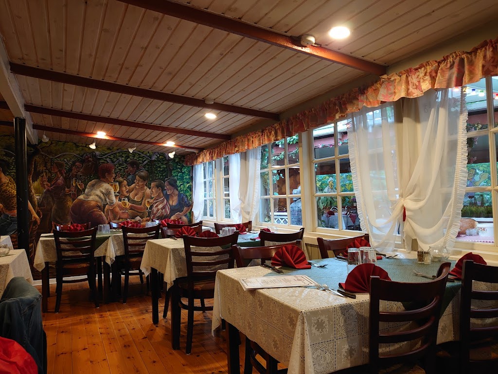 restaurant-valentino-8.jpeg