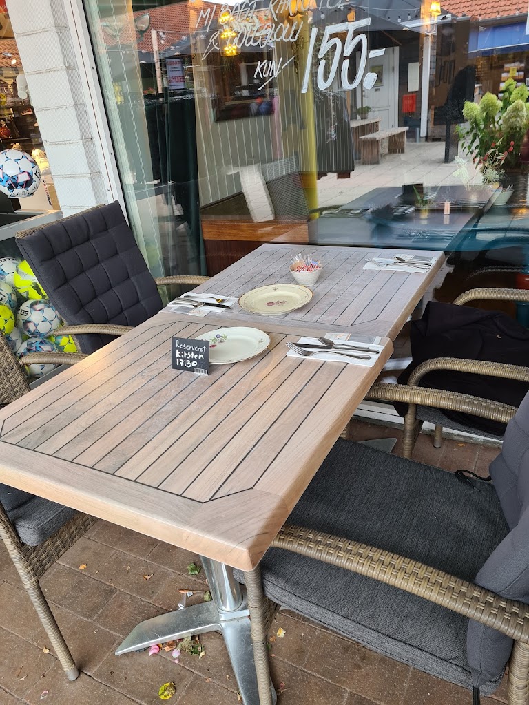 cafe-kaffeblomst-15.jpeg