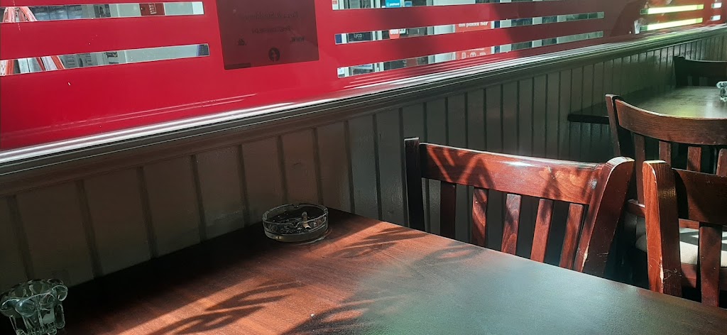 vaerebro-pizza-steakhouse-2.jpeg