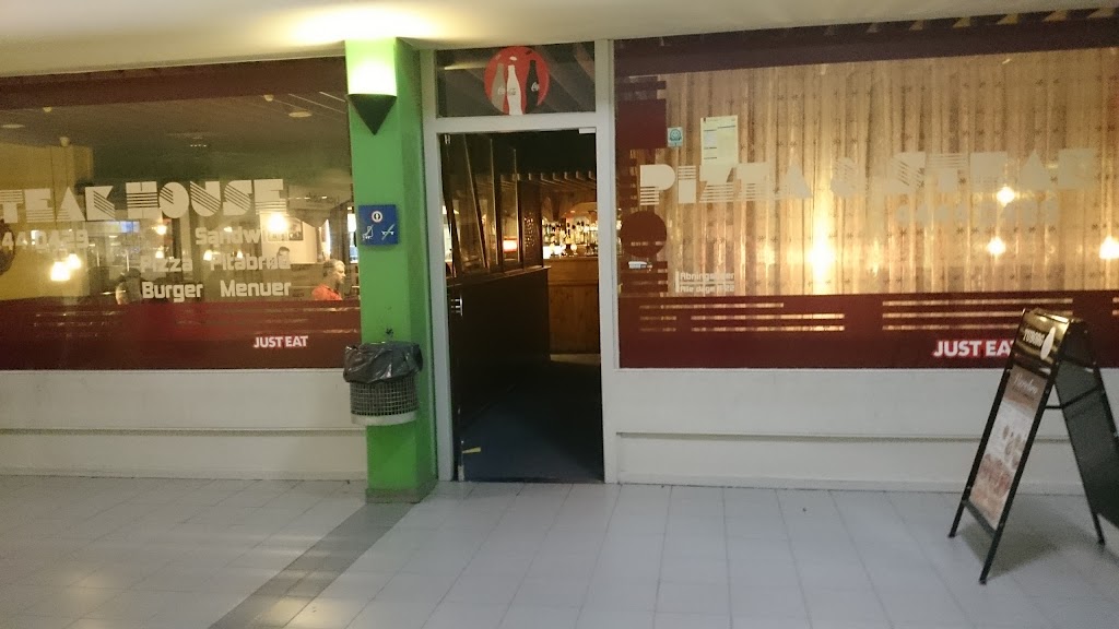 vaerebro-pizza-steakhouse-3.jpeg
