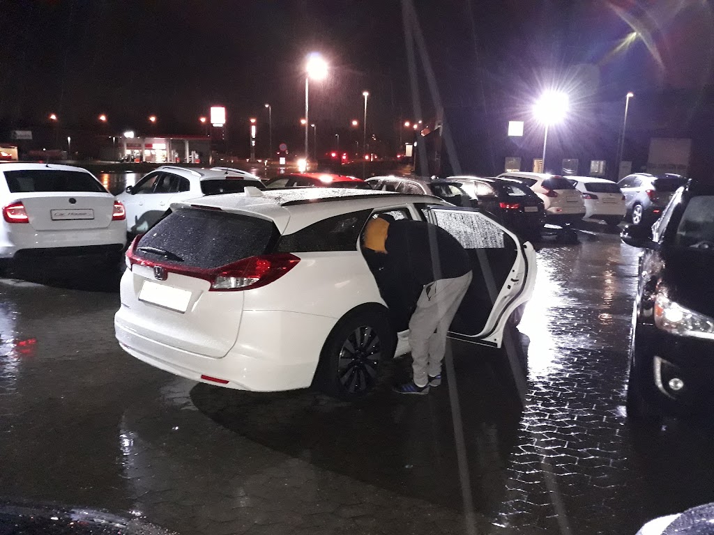 car-house-0.jpeg