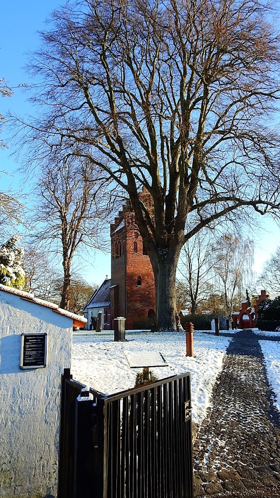 brondbyvester-church-11.jpeg