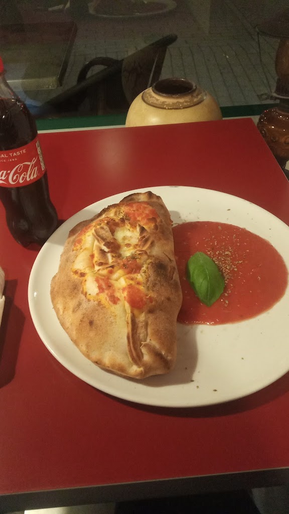 napoletana-pizzaria-12.jpeg