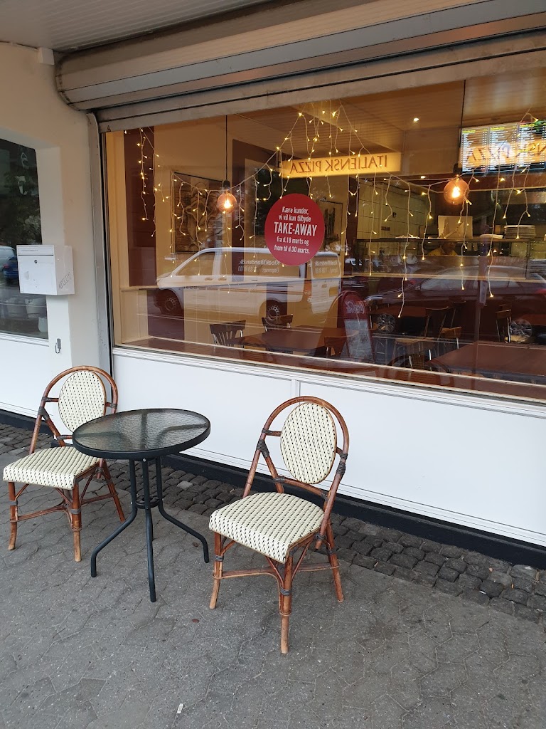 torvets-cafe-pizzaria-3.jpeg