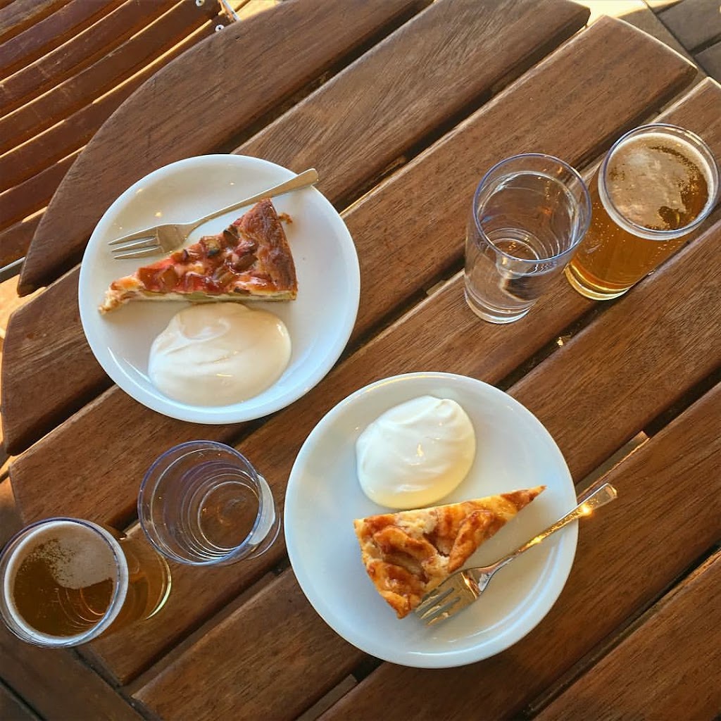 cafe-jorden-rundt-17.jpeg