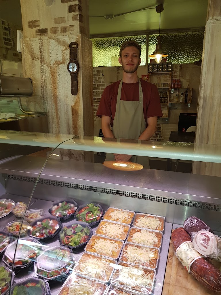 vitalia-pizza-bar-7.jpeg