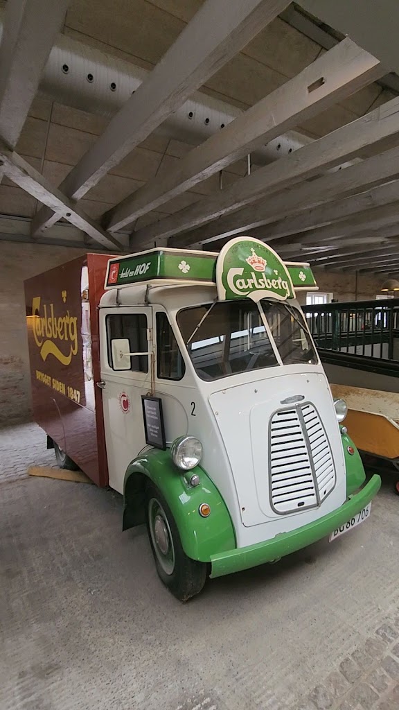 carlsberg-business-centre-14.jpeg