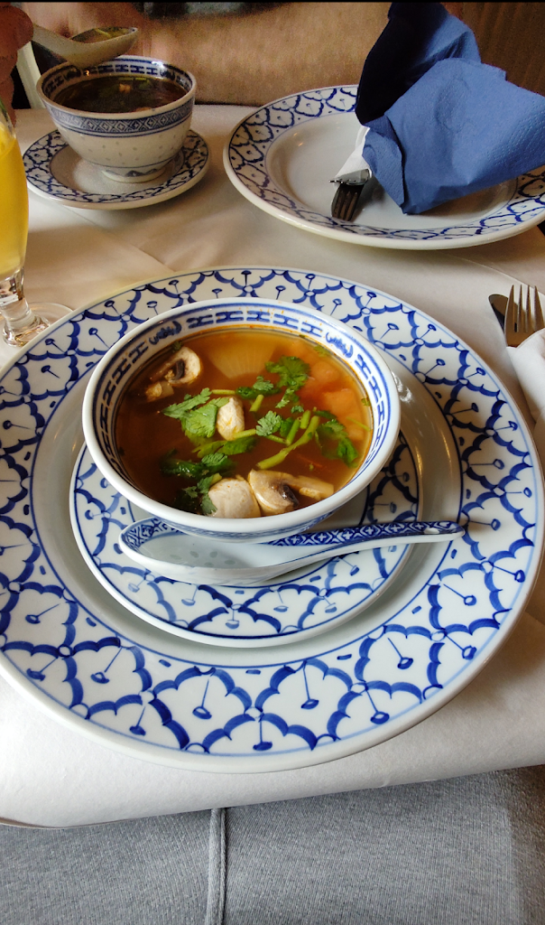 1-duangjai-thai-restaurant-11.jpeg