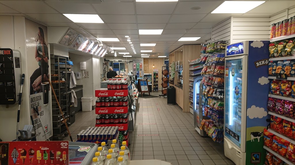 7-eleven-0.jpeg