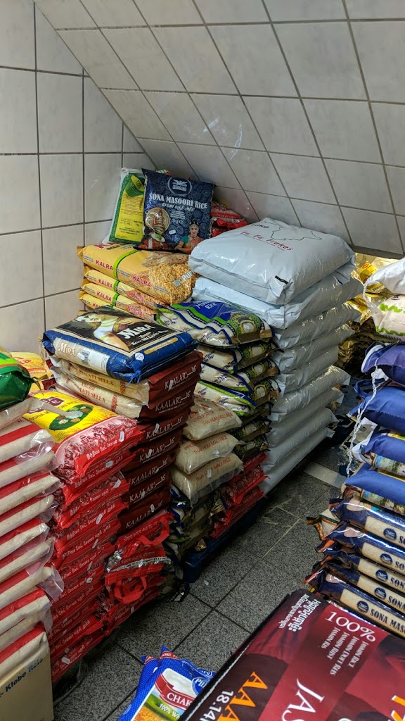 afghan-food-store-15.jpeg