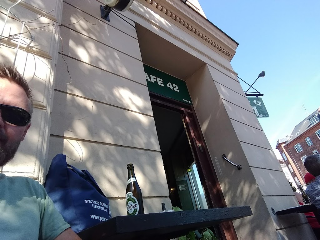 bar-42-4.jpeg