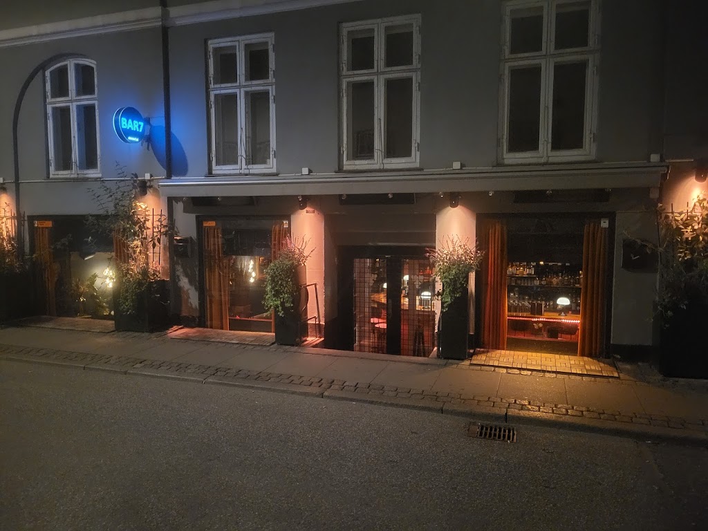 bar7-16.jpeg