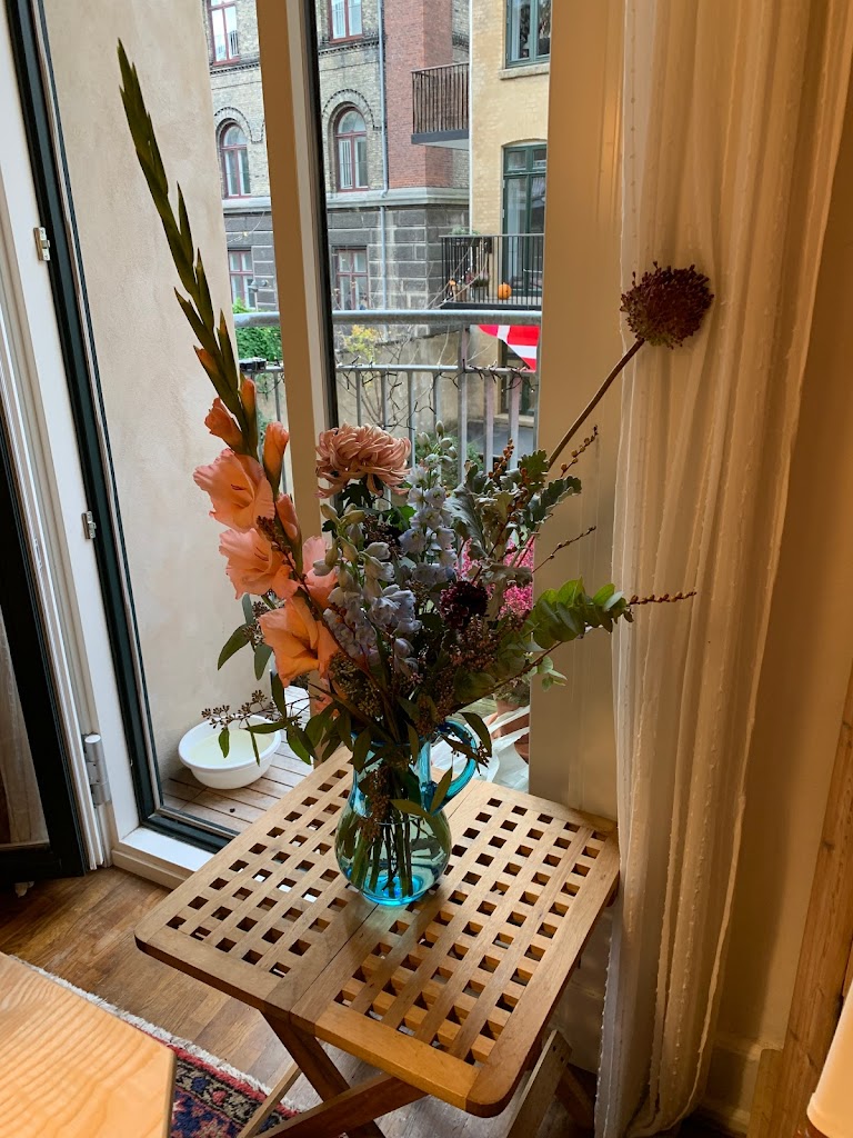 blooming-3.jpeg