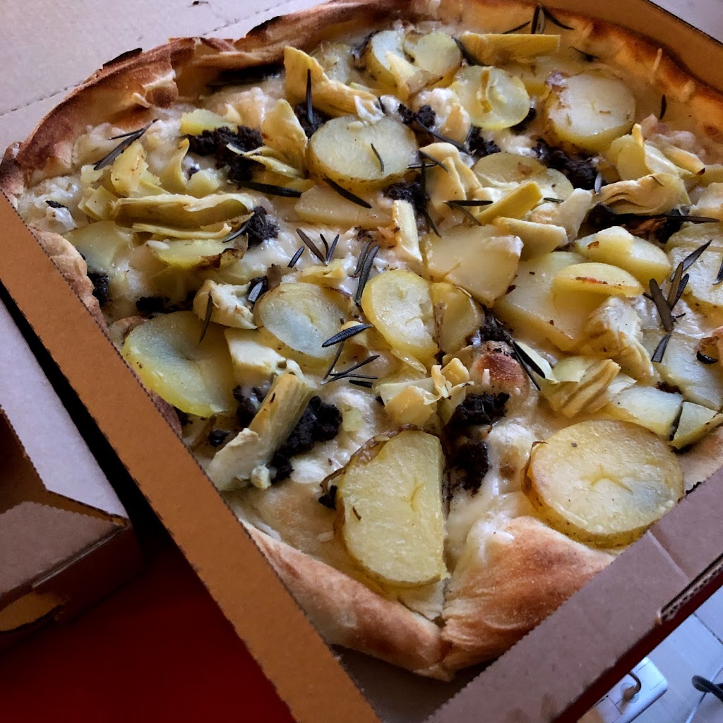 buffalo-pizza-3.jpeg