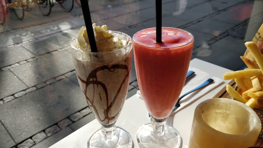cafe-emil-6.jpeg