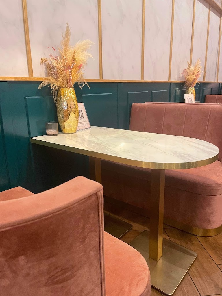 cafe-la-vie-3.jpeg