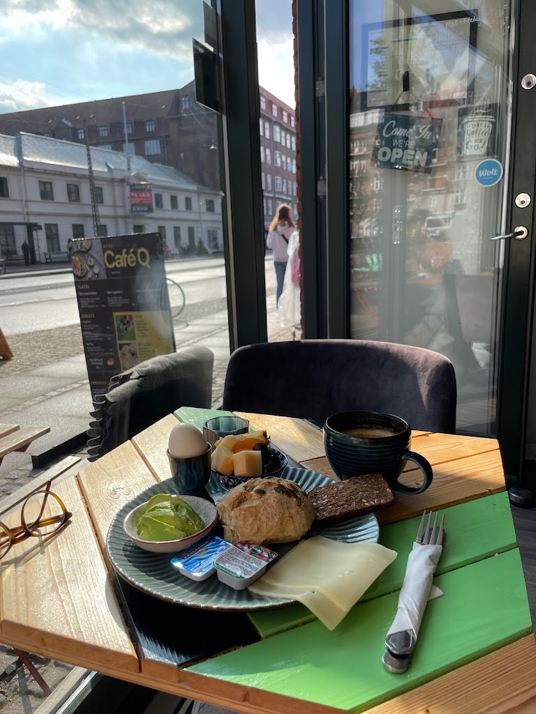 cafe-q-12.jpeg