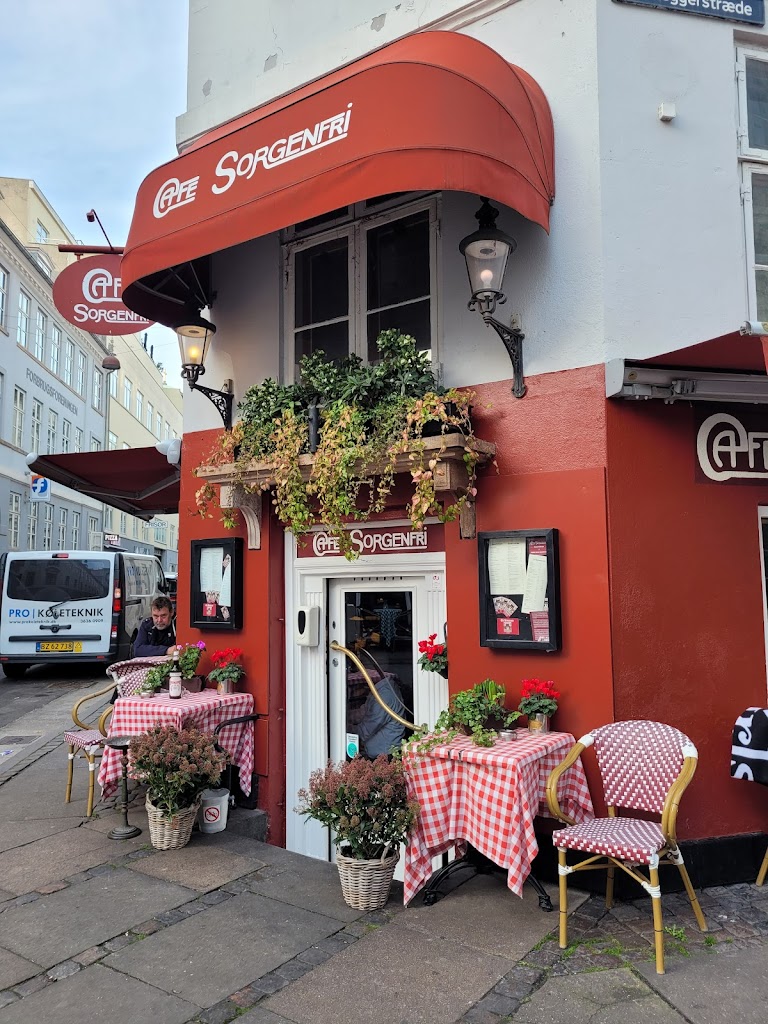cafe-sorgenfri-1.jpeg