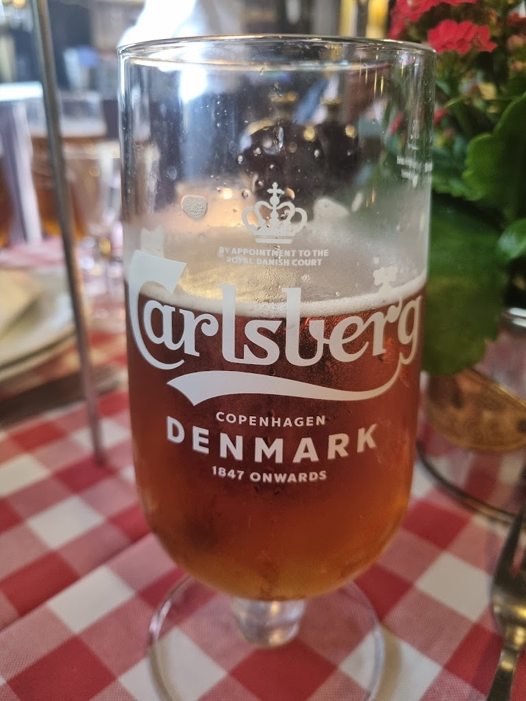 cafe-sorgenfri-3.jpeg