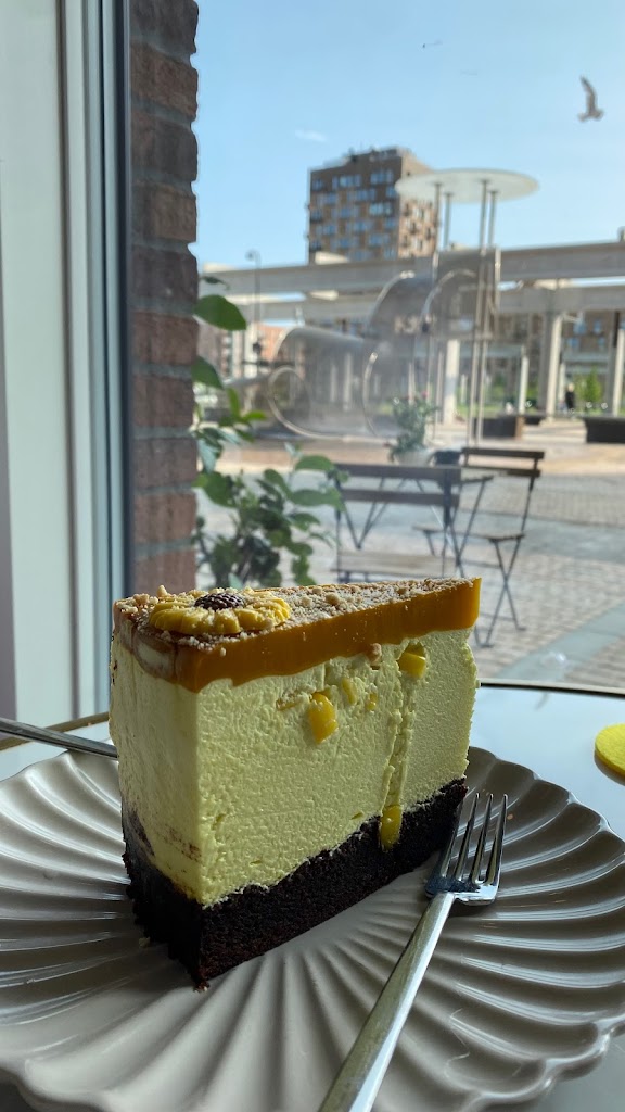 cakes-and-friends-bakery-0.jpeg
