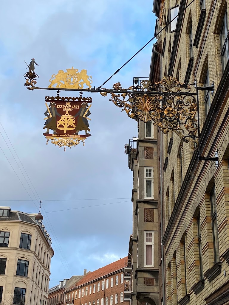 carpenters-journeymans-guild-anno-1691-0.jpeg