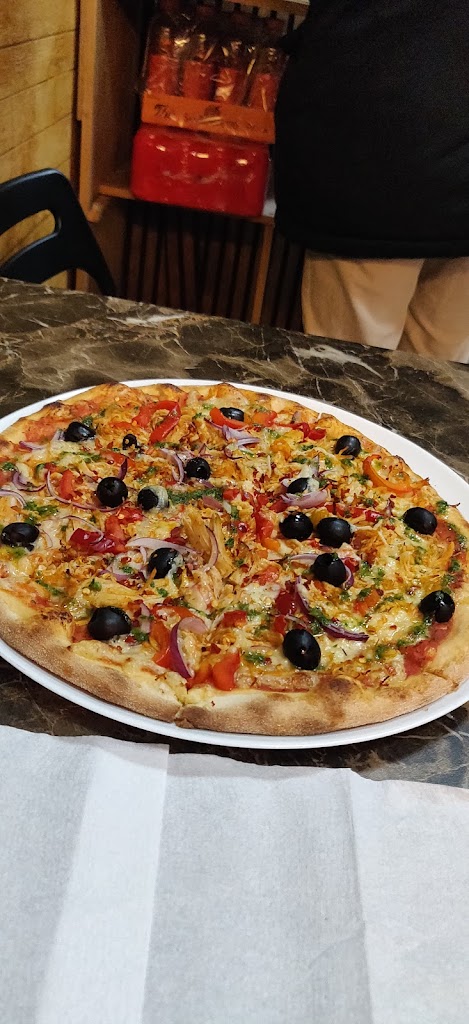 casa-di-pizza-1.jpeg