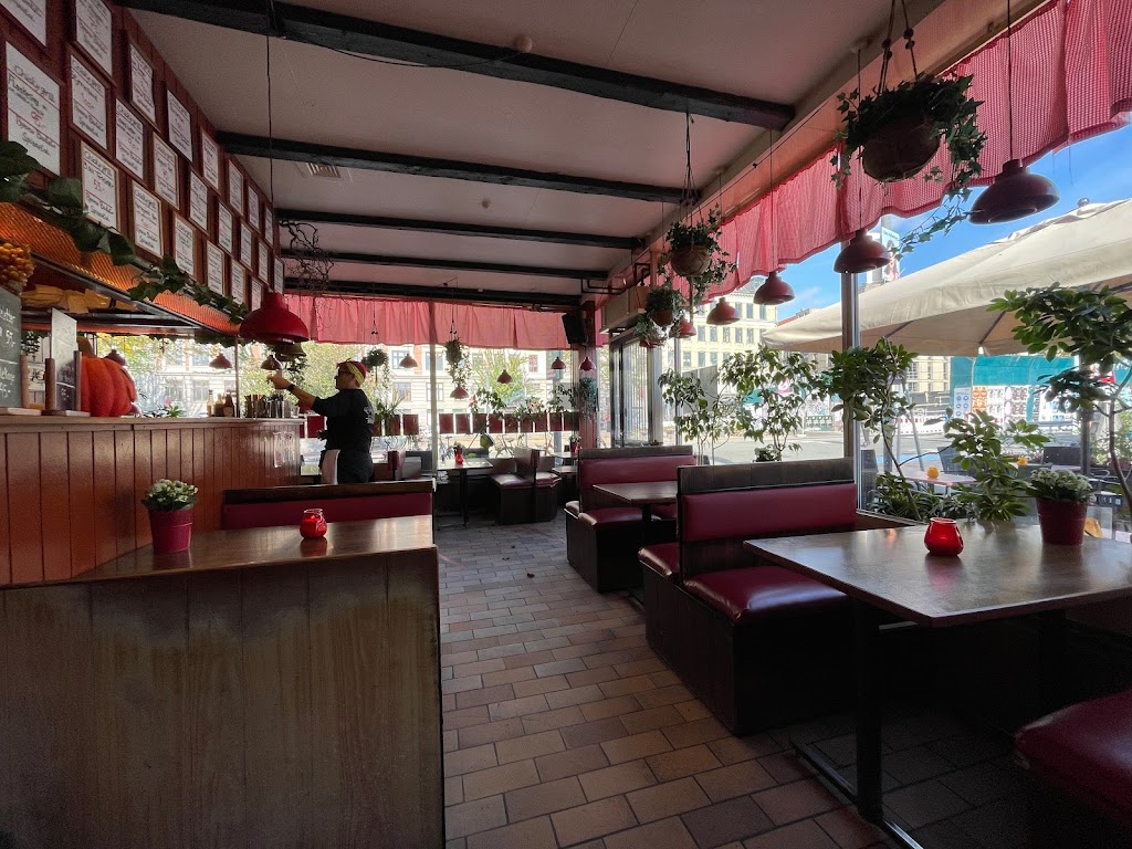 chicky-grill-bar-12.jpeg