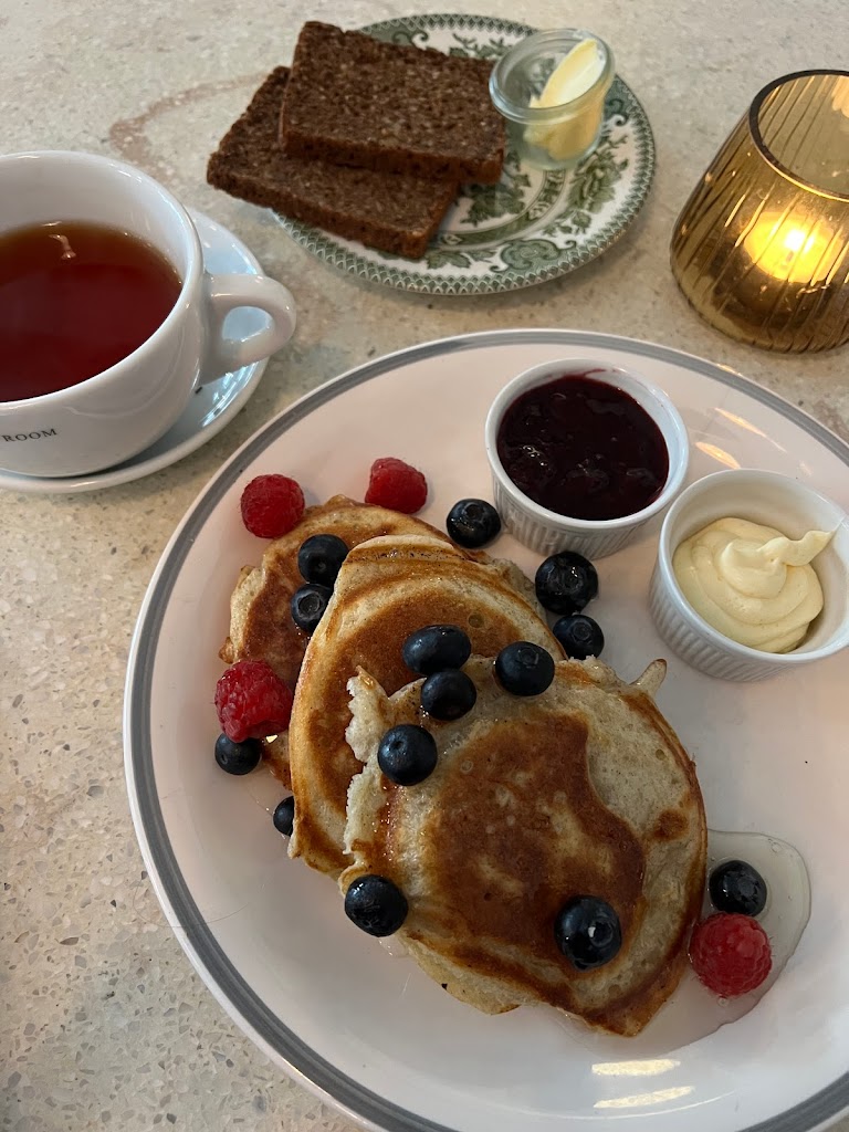 coffee-and-dining-room-8.jpeg