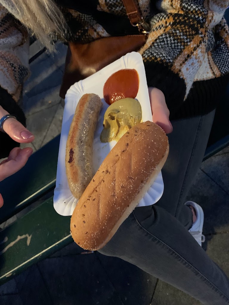 copenhagen-hotdog-deli-12.jpeg