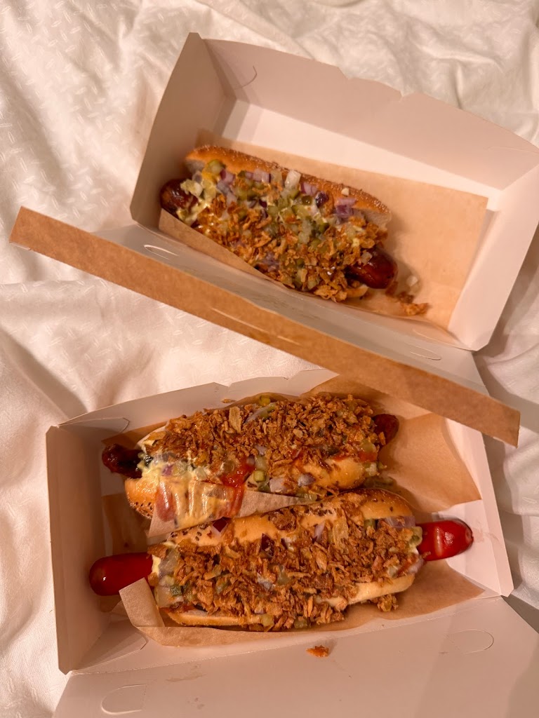 copenhagen-hotdog-deli-9.jpeg