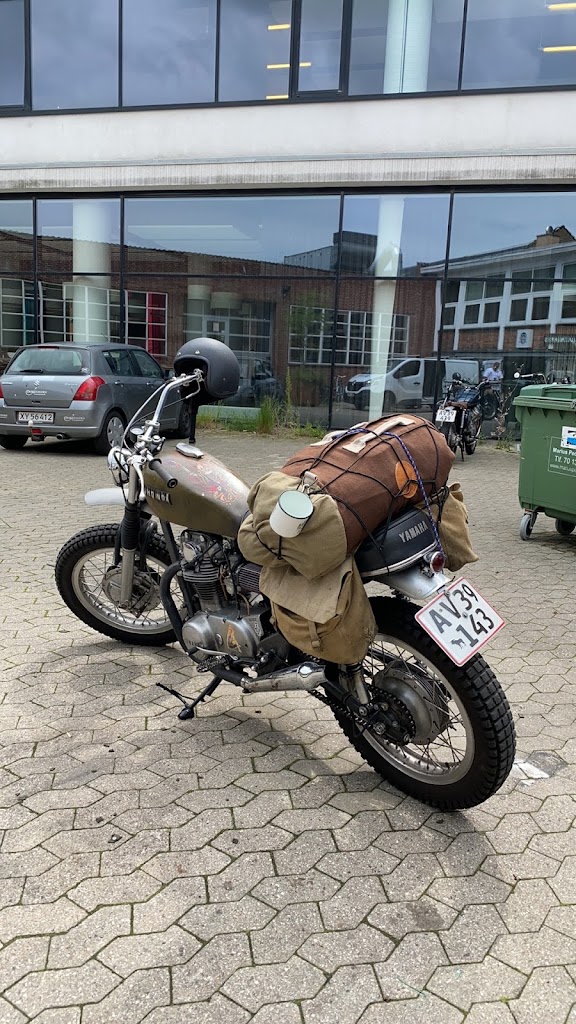 dead-cat-motorcycles-4.jpeg