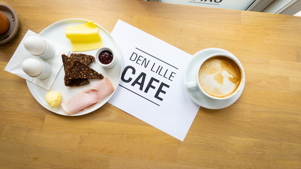 den-lille-cafe-0.jpeg