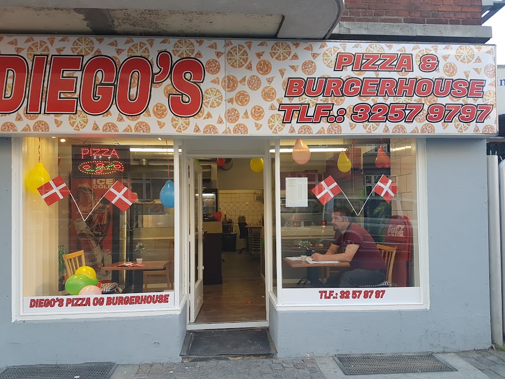 diegos-pizzaria-burgerhouse-3.jpeg