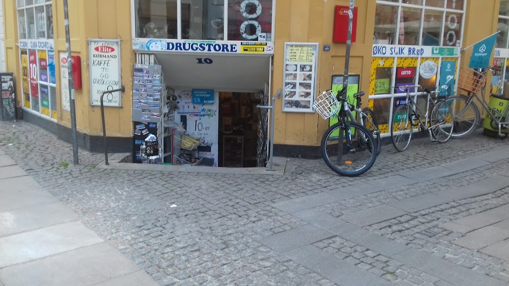 drugstore-4.jpeg