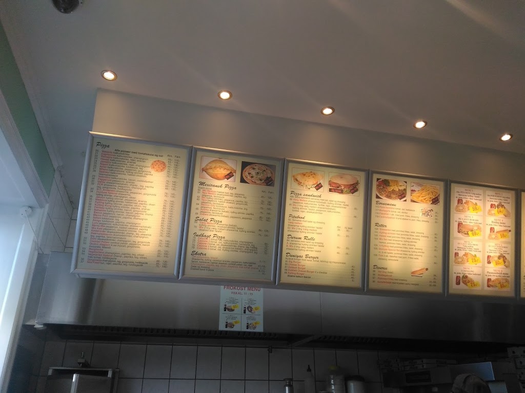 duniyas-shish-kebab-pizza-2.jpeg