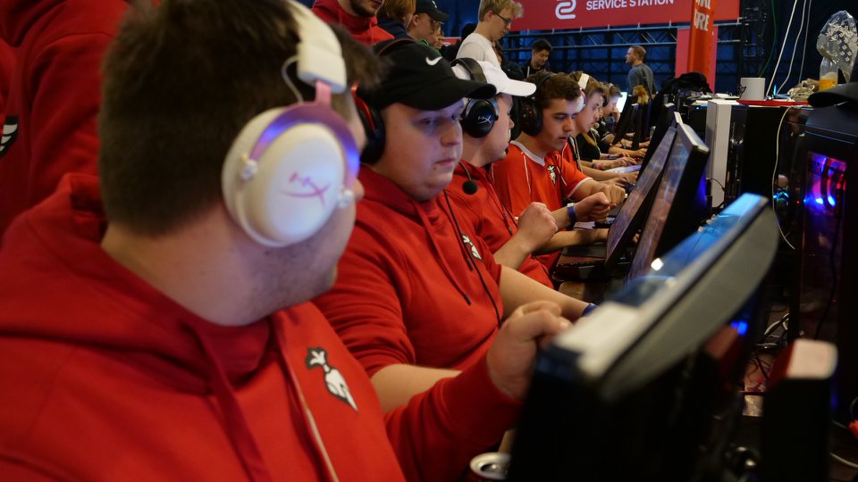 falcons-esport-aps-17.jpeg