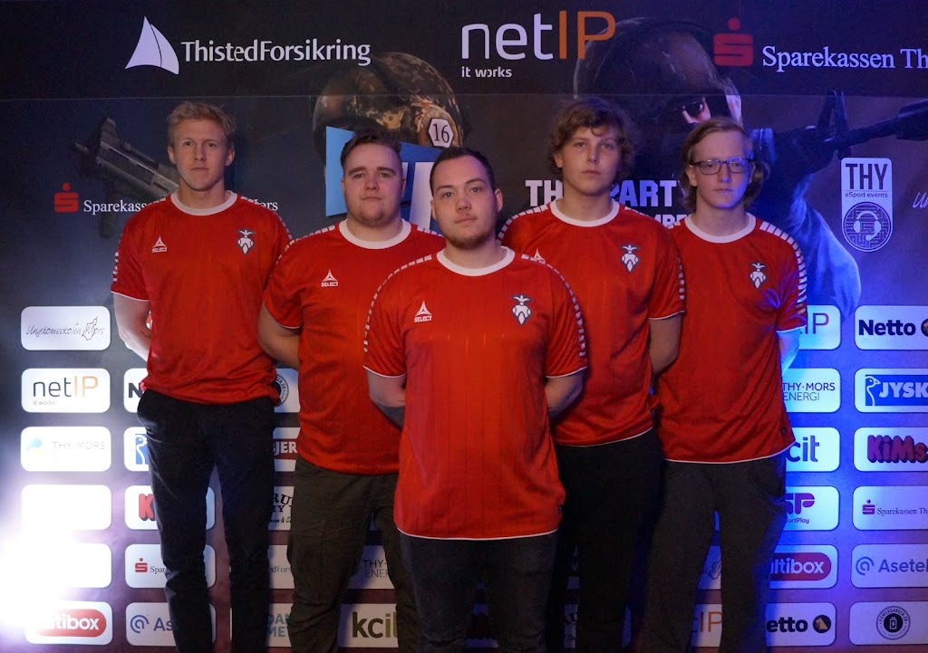 falcons-esport-aps-5.jpeg