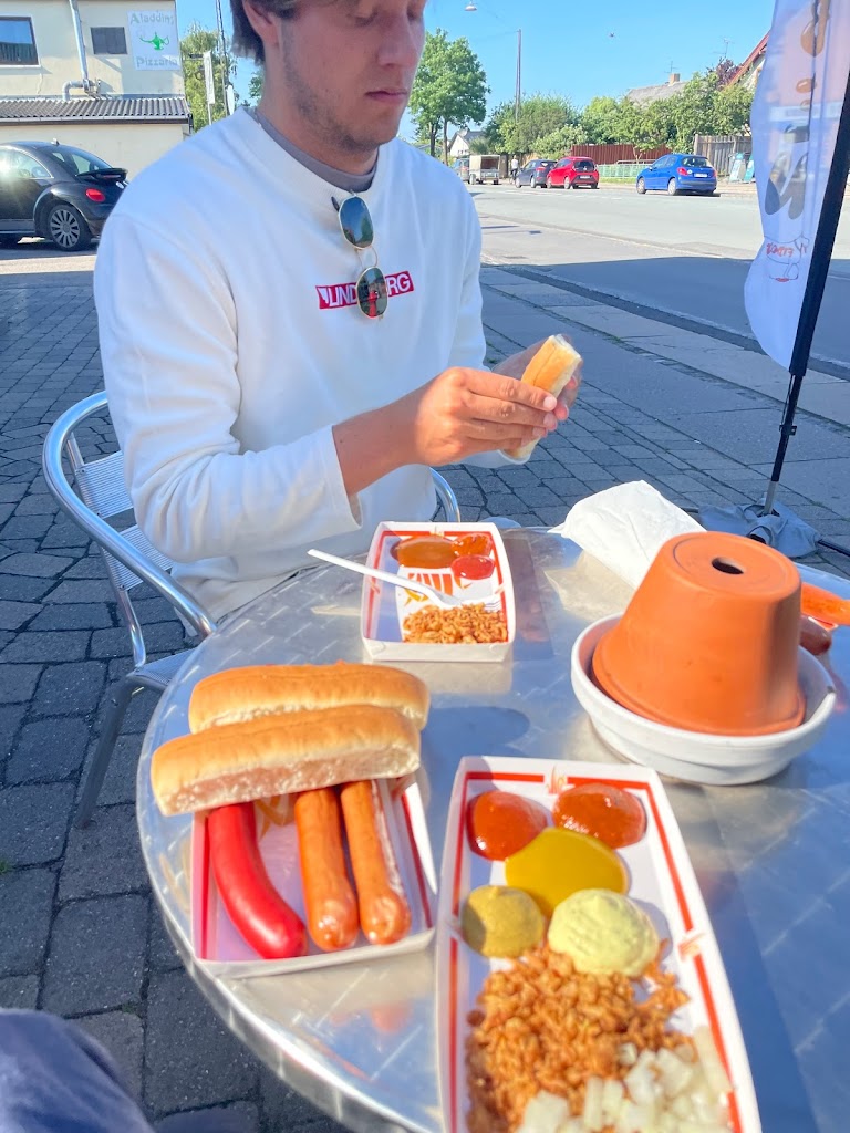 fidos-polse-og-sandwichbar-15.jpeg
