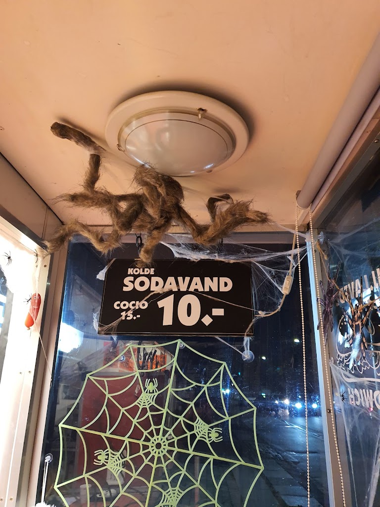 fidos-polse-og-sandwichbar-17.jpeg