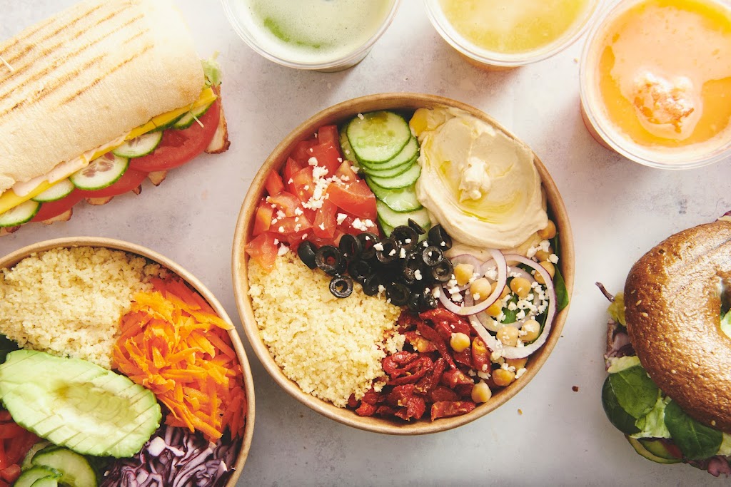 holmens-salat-bagel-0.jpeg