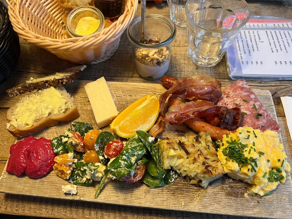 ingolfs-kaffebar-8.jpeg